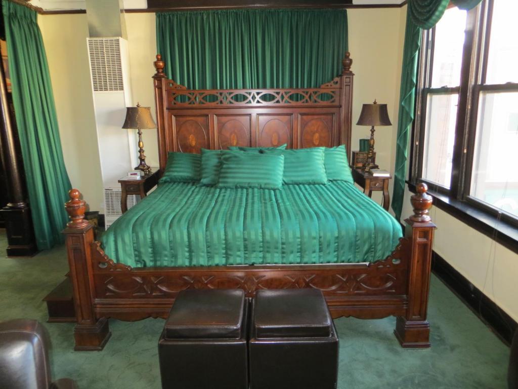 The Polo Inn Bridgeport U.S.A. Чикаго Екстериор снимка
