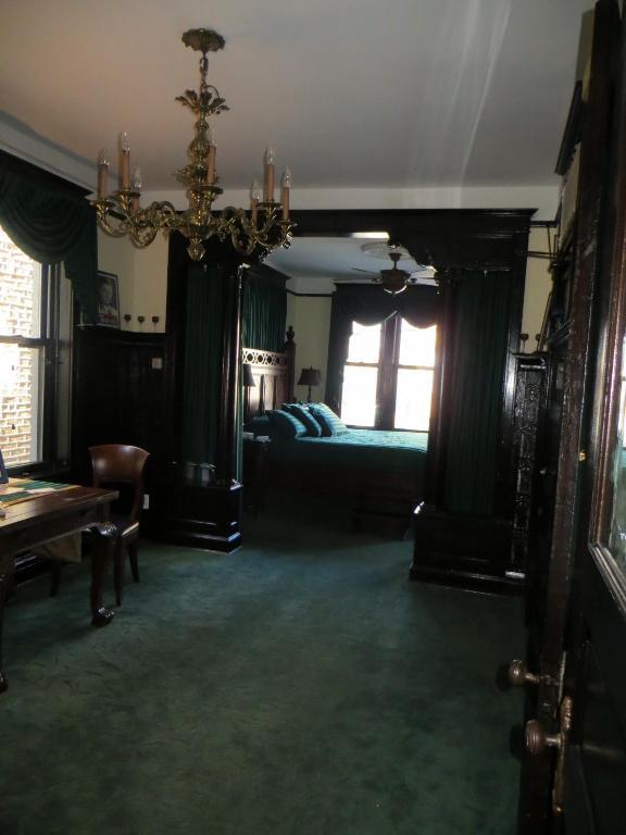 The Polo Inn Bridgeport U.S.A. Чикаго Екстериор снимка