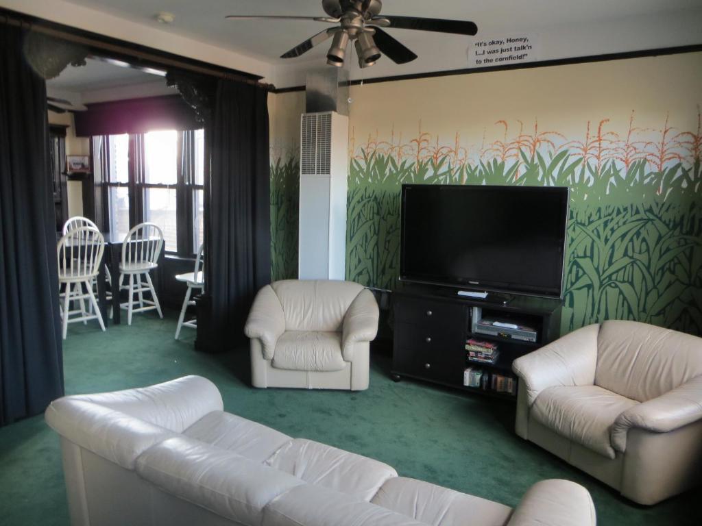 The Polo Inn Bridgeport U.S.A. Чикаго Екстериор снимка